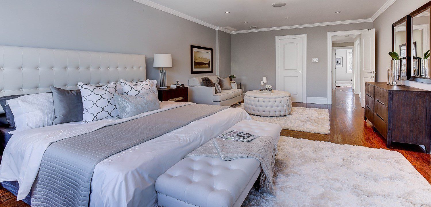 Home Staging in Chaplin Estates, Toronto. Sold in only 1 Day!