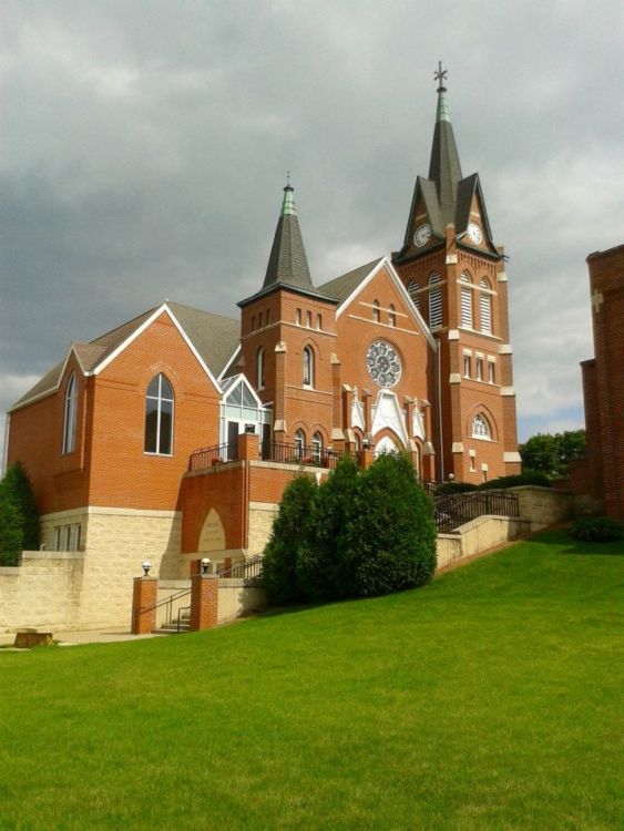 Going Swiss in New Glarus, Wisconsin Lateral Movements