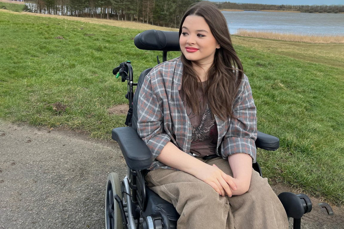 Who is Amy Pohl? What happened to her hand? Surgery and Health Update