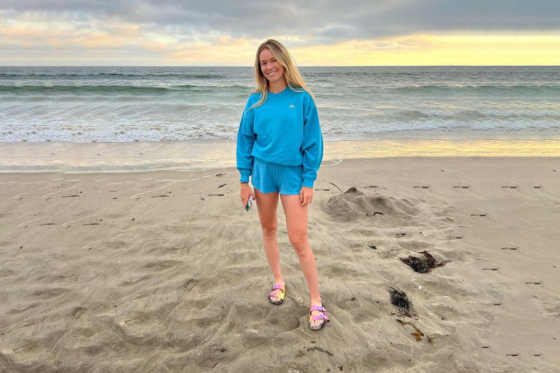 Who is Danielle Collins? Is she find Waterdrop as a Sponsor