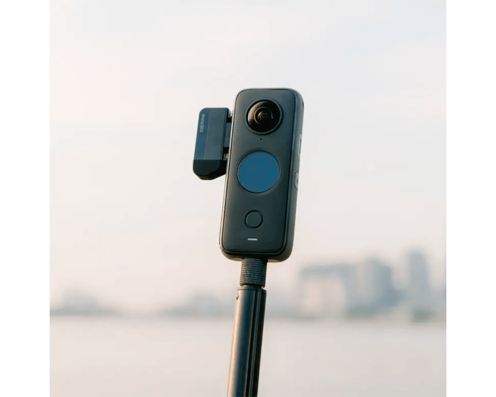 Insta360 Quick Reader (versión vertical) Latitude Sports