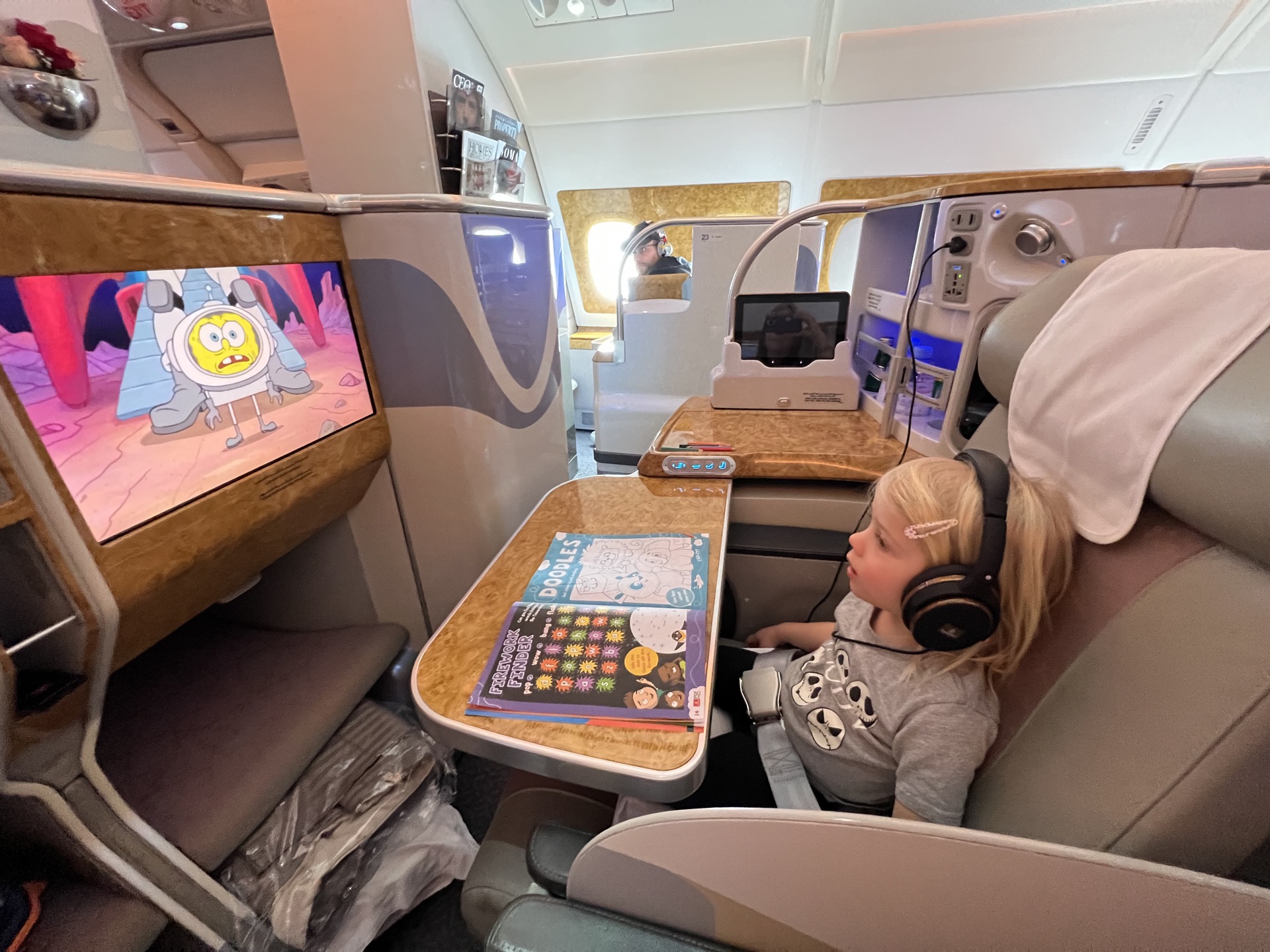 Emiratestoddler2 Lattes & Runways