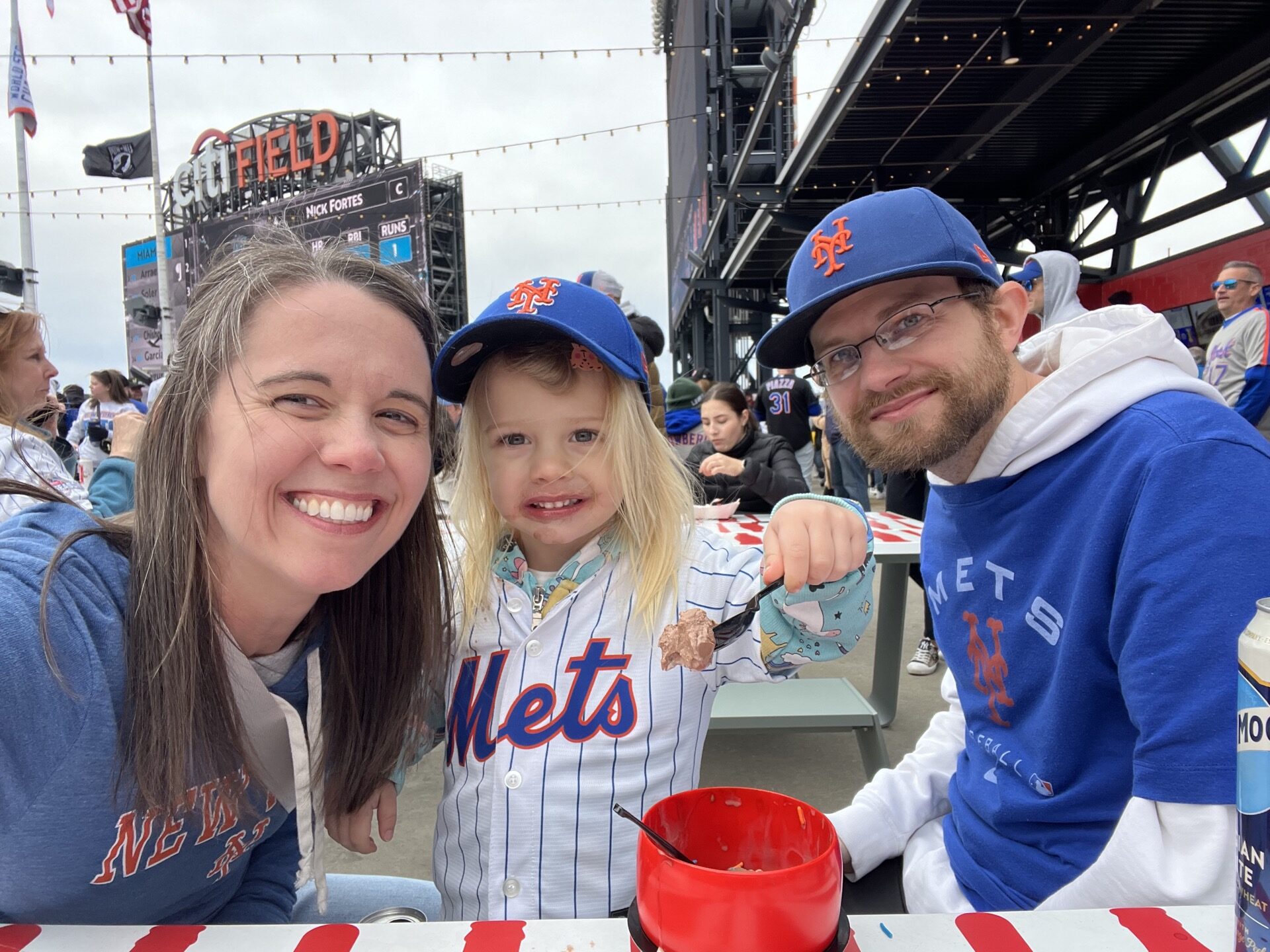 10 Things to do at a Mets Game with Kids
