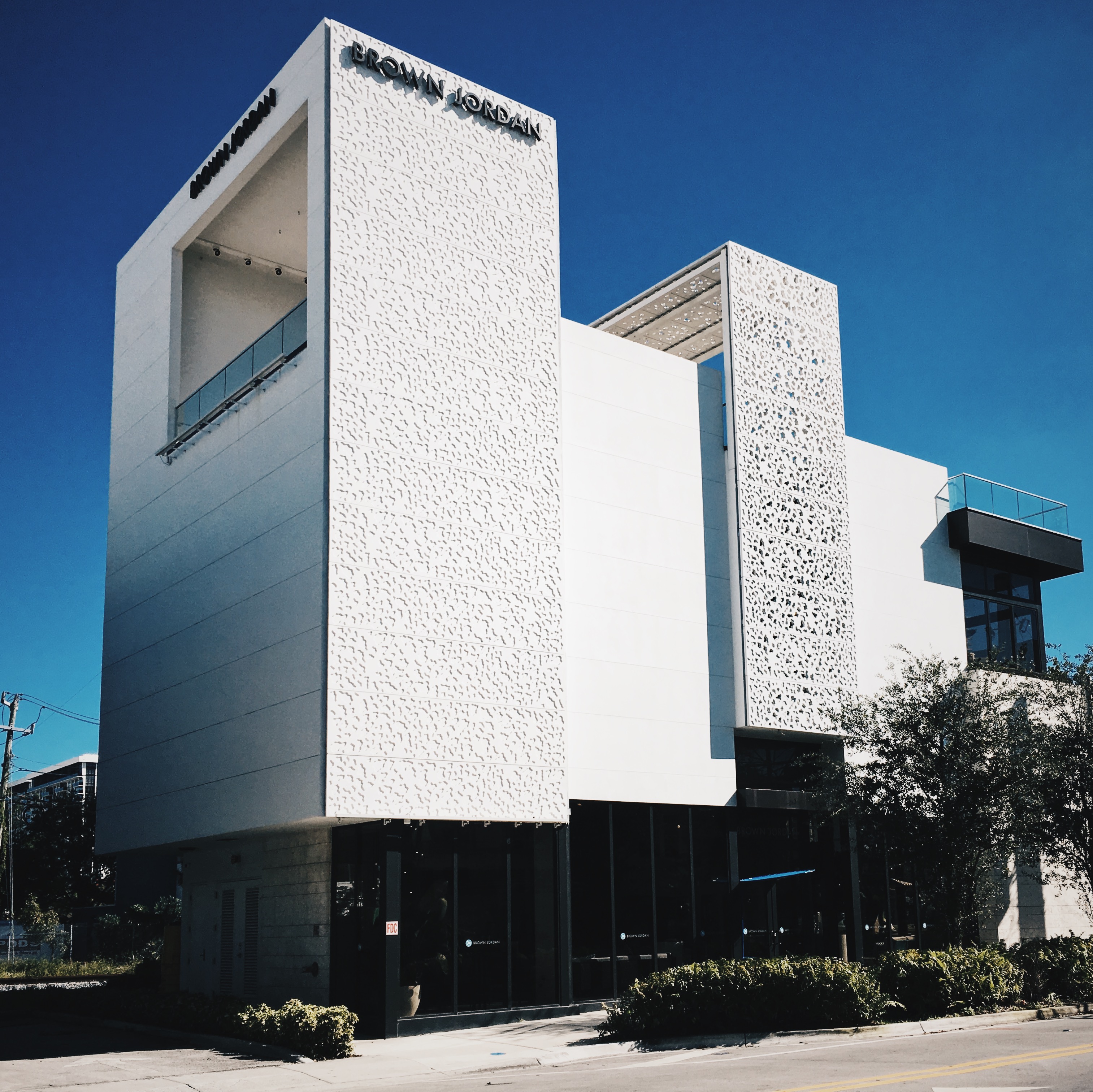 Brown Jordan Flagship LaufsED LLC