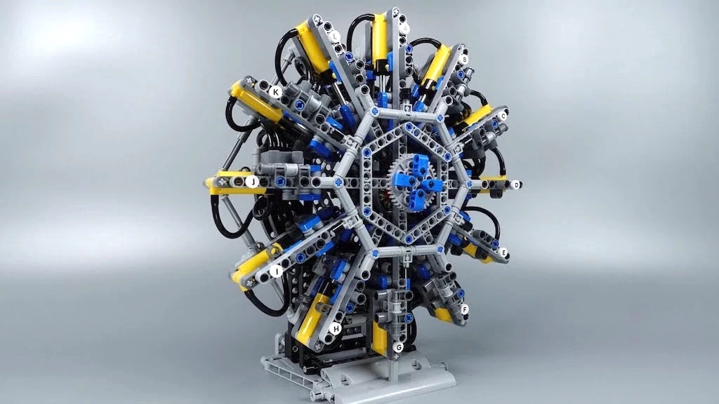 Amazing LEGO Engines That Run on Compressed Air