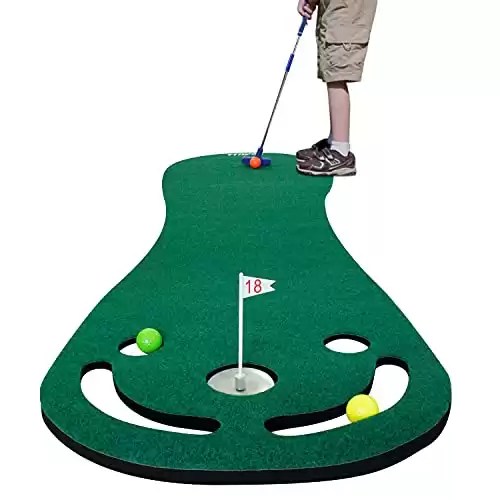 How to Dress for a Mini Golf Course? Comfort, Style, Weather & Safety