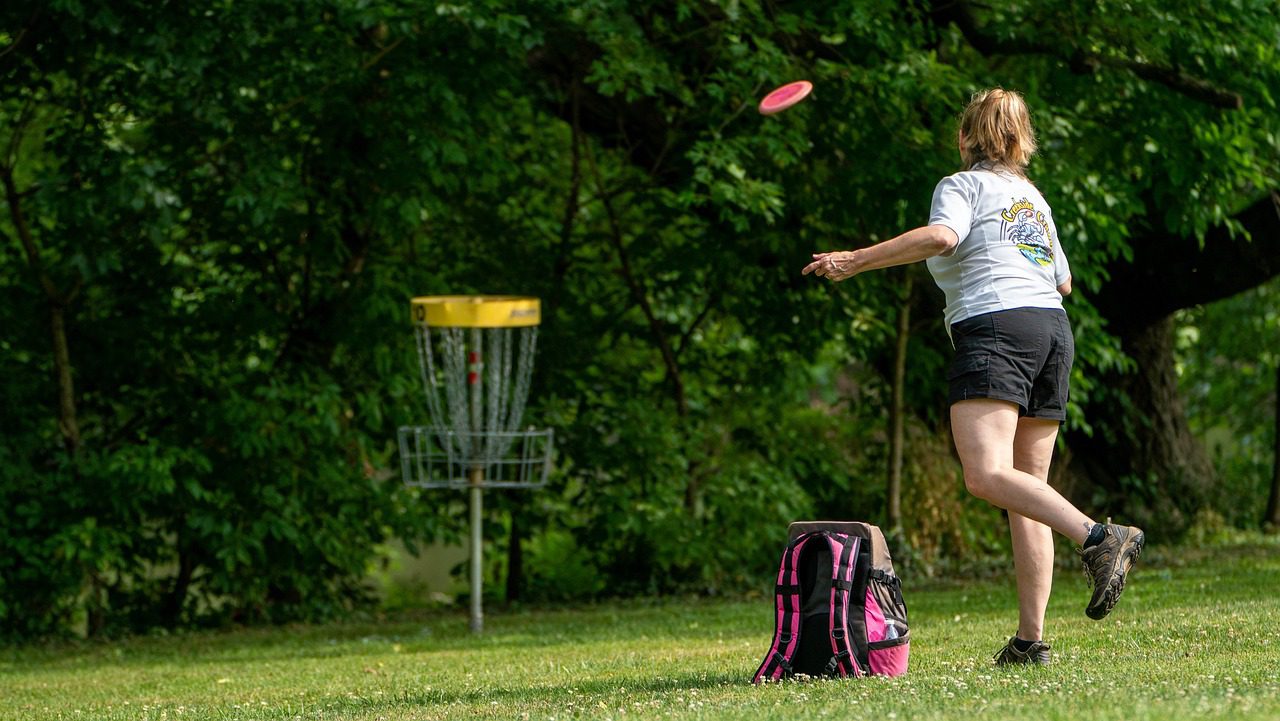Learn How To Putt Nose Down In Disc Golf A StepByStep Guide Launch