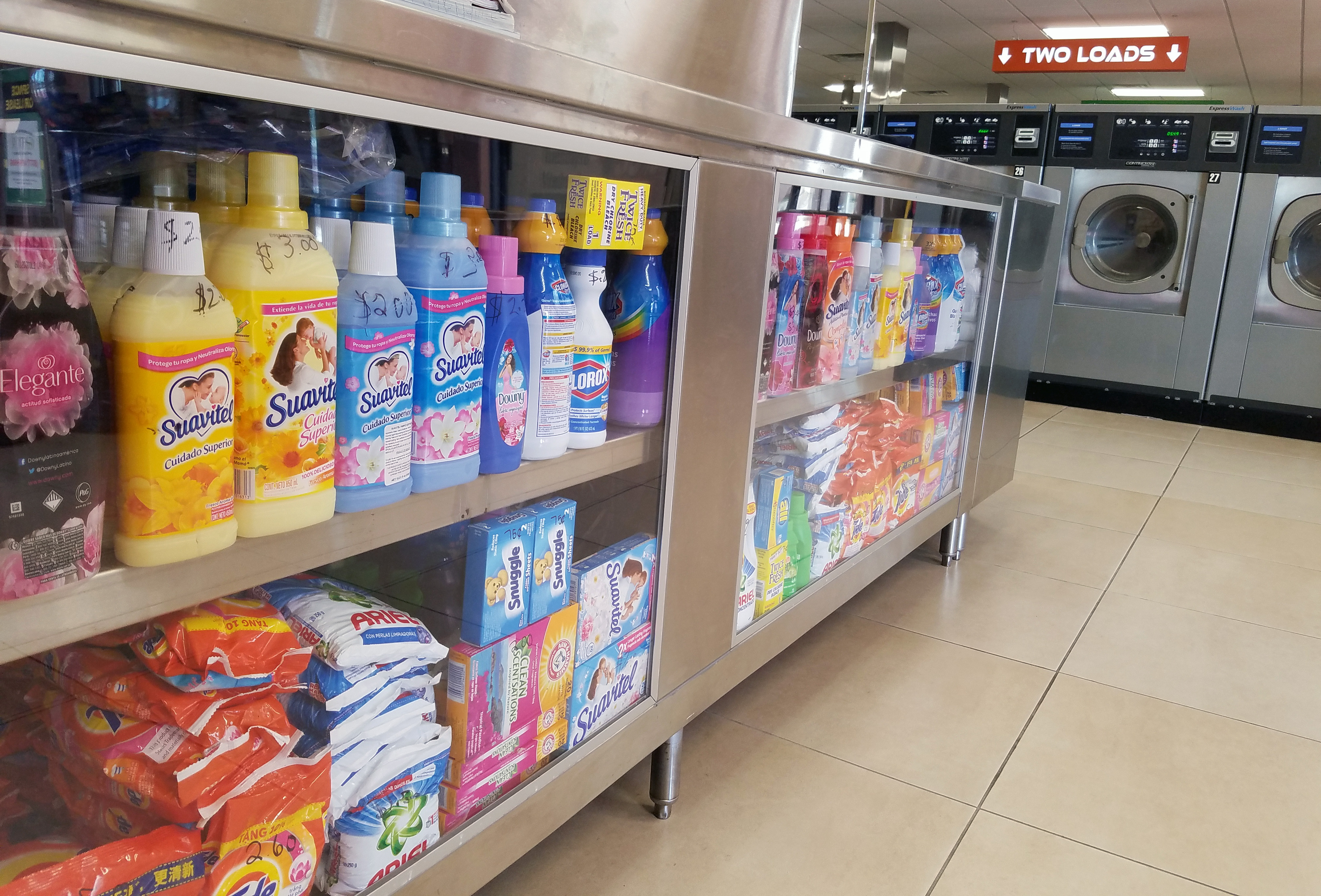 Laundromat in Lake Worth, FL 10th Ave Laundromat Express