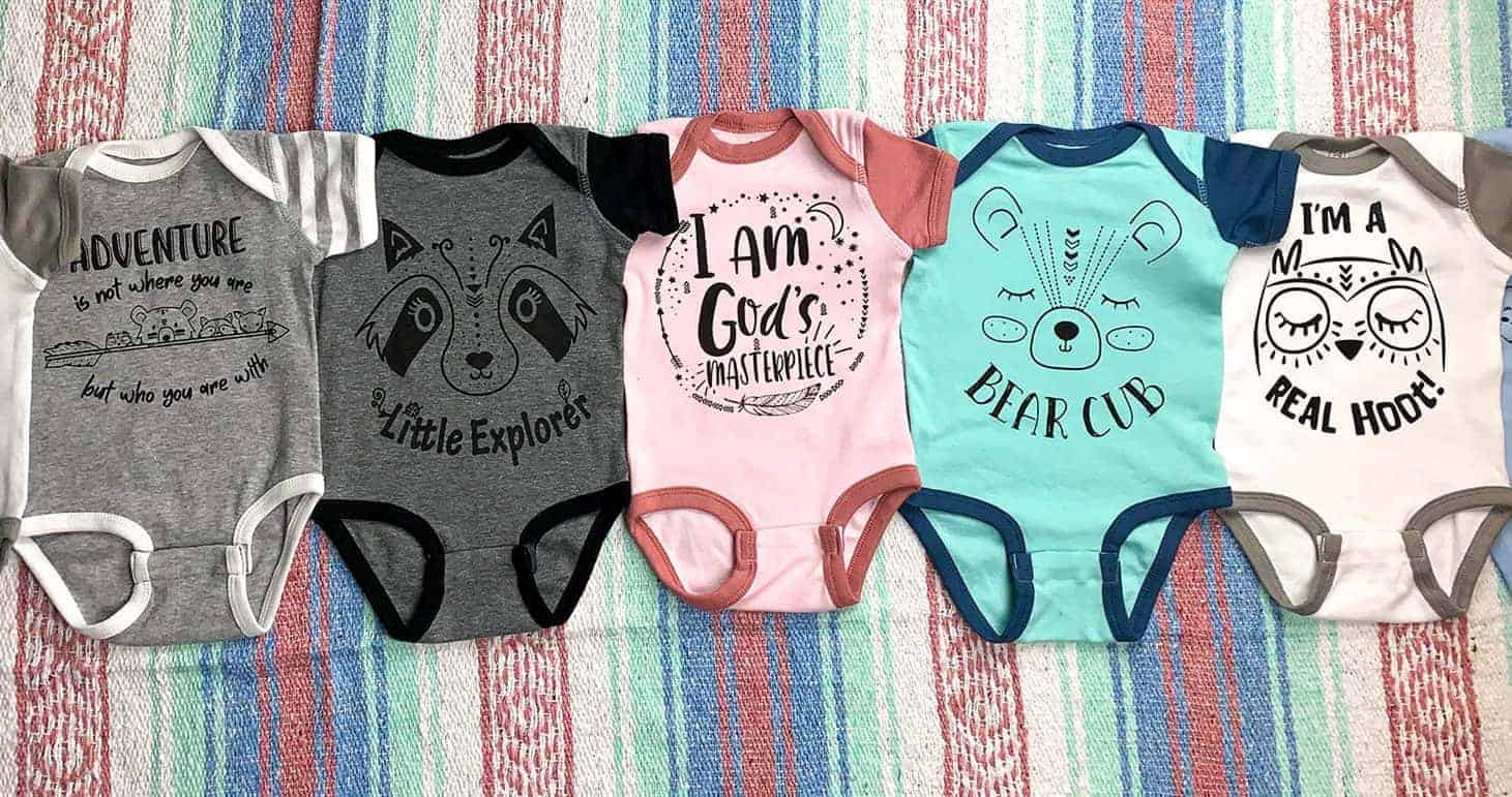 How Many Clothes Does a Newborn Need? (FirstTime Moms’ Guide)