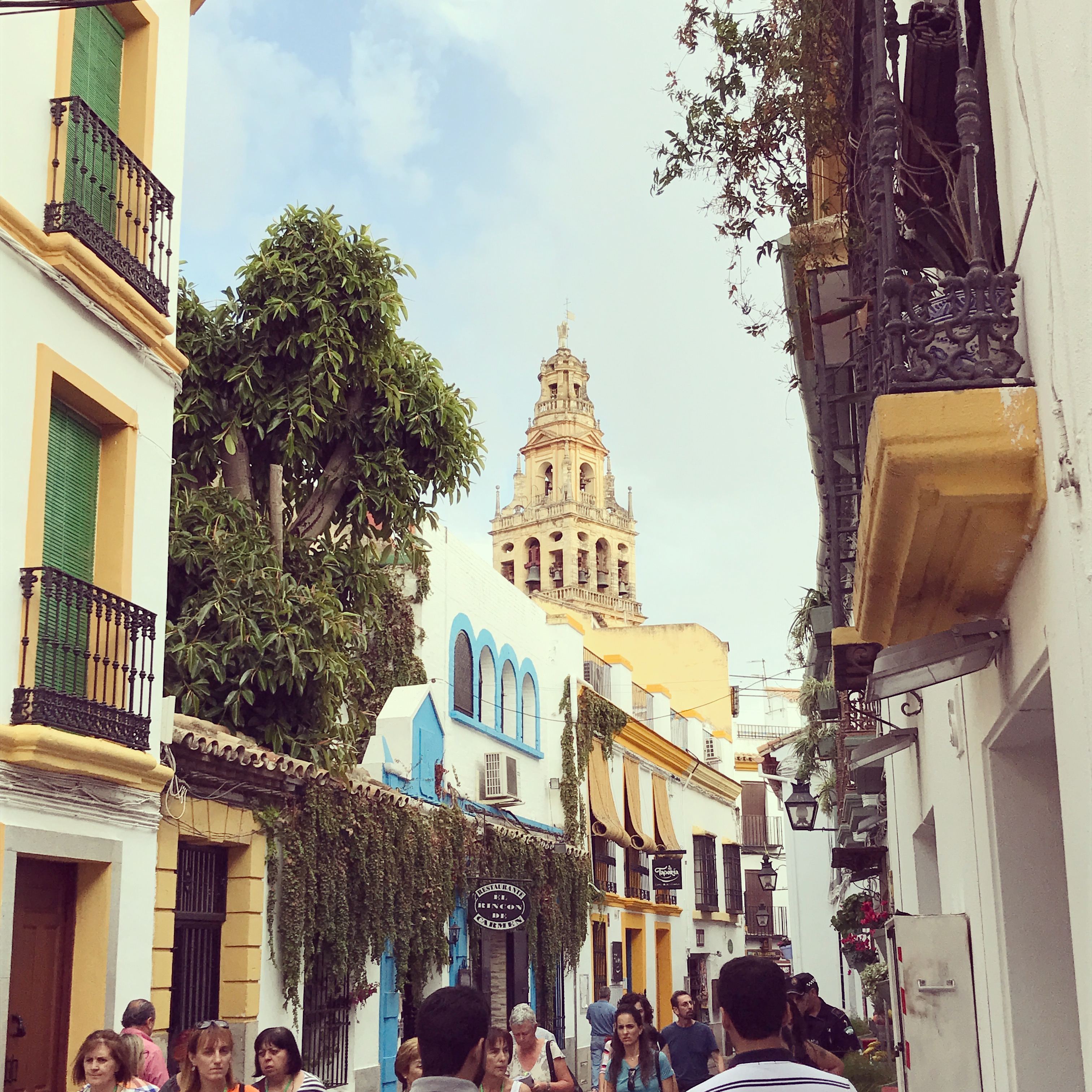 A Walk Around La Judería of Córdoba (the Jewish quarter/old town