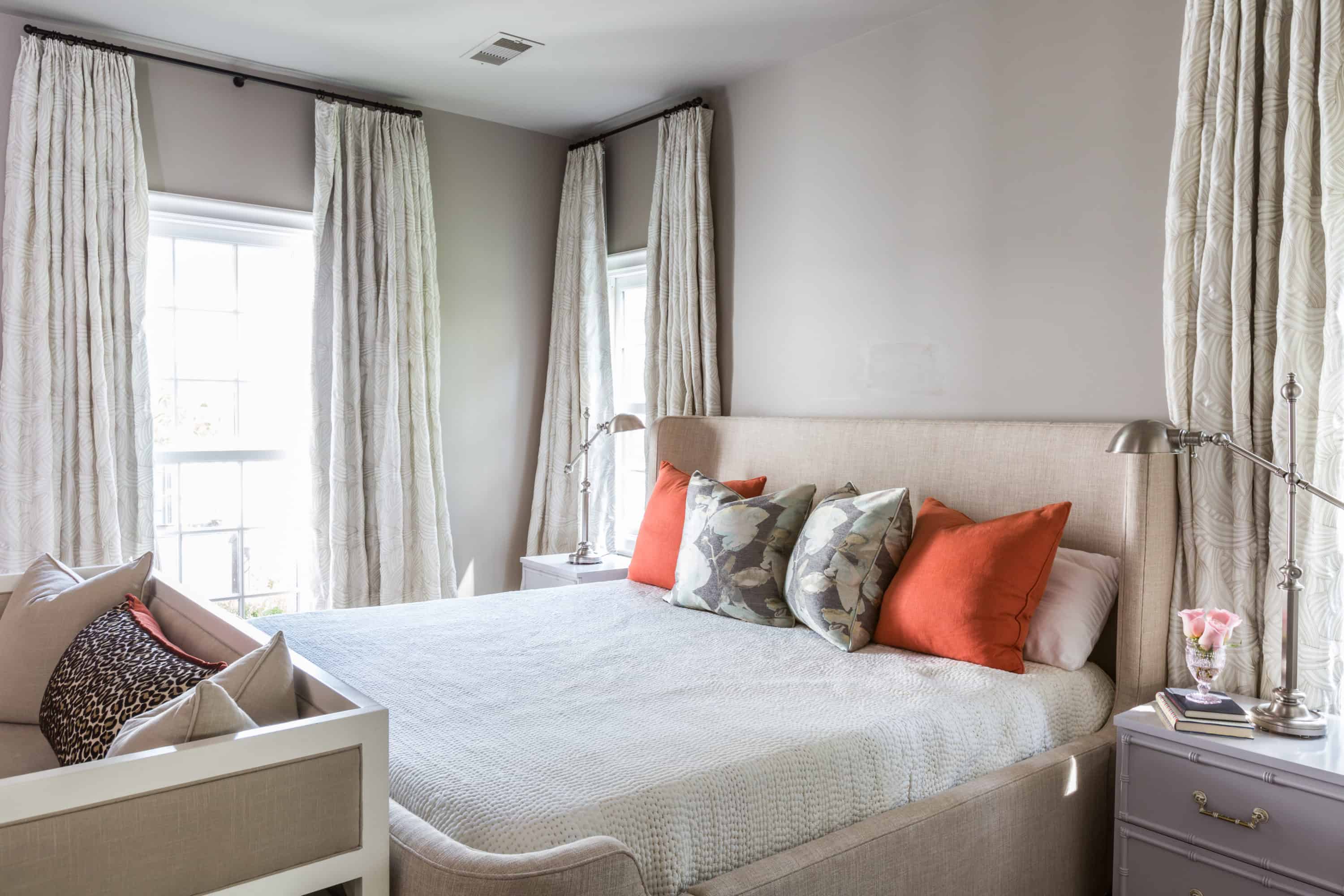 Best Pillow Styles For A Perfectly Polished Bedroom Laura U