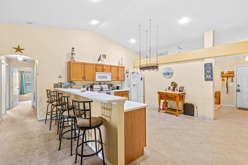 Vero Lake Estates Laurel Agency Real Estate, Inc.