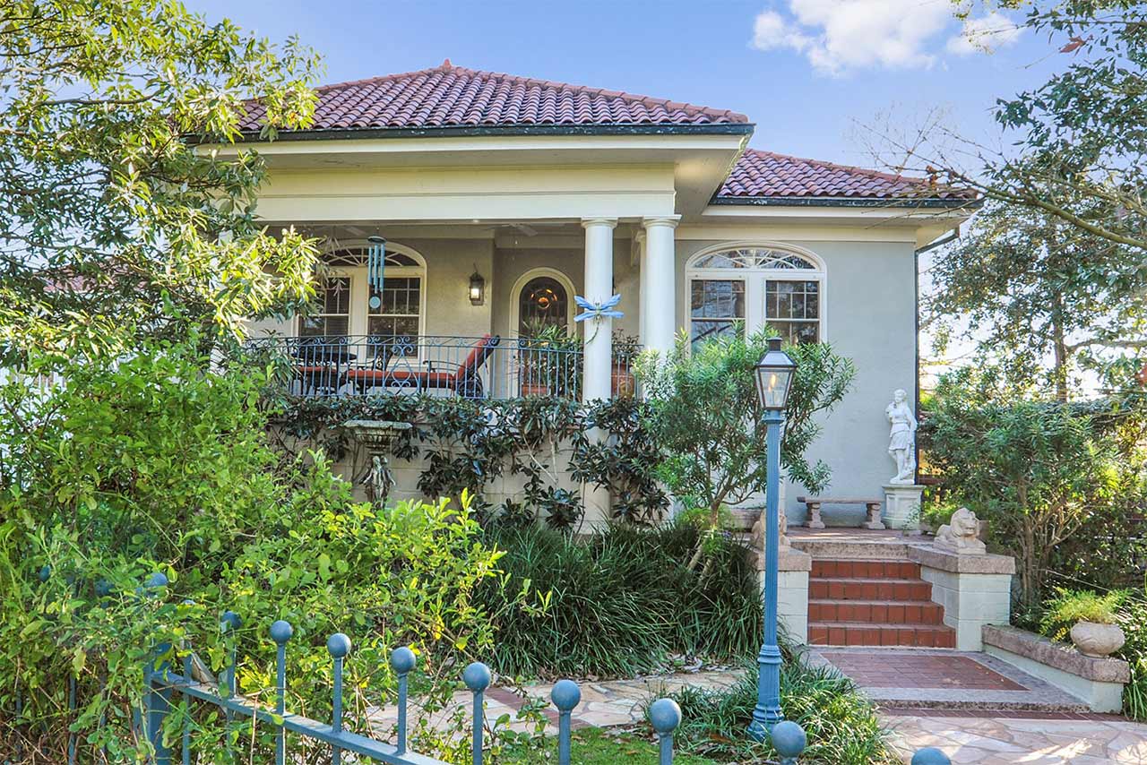 Rates and Reservations The Laurel Bed & Breakfast