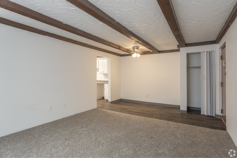 Walnut Circle Apartments Laurel Residential