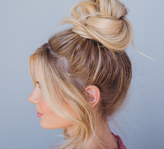 Hair HowTo An Effortless Top Knot Tutorial From Amber Fillerup Clark