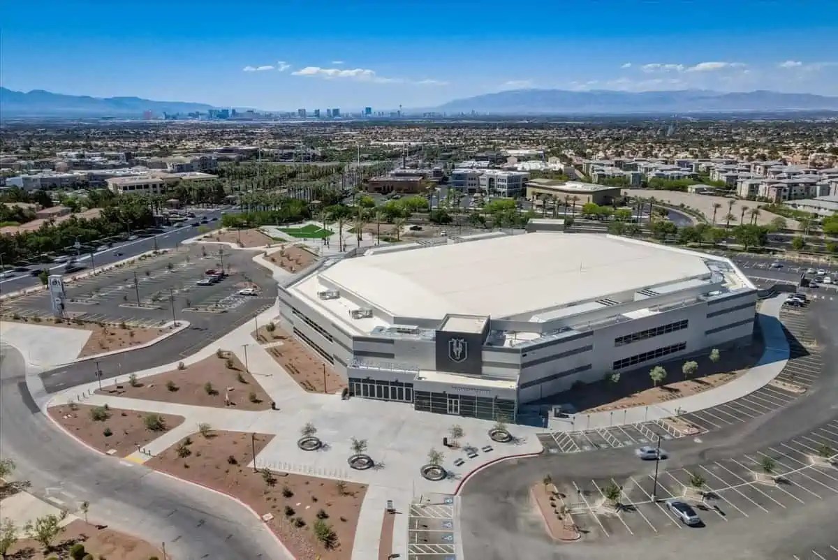 Green Valley Ranch Good Life Furnished Home For Rent Lauren Paris