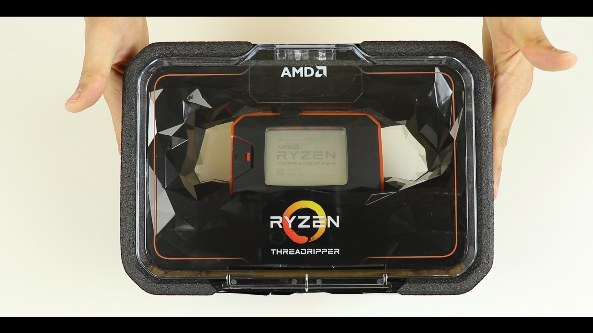 AMD Ryzen Threadripper 2990WX Handson review Laurent's