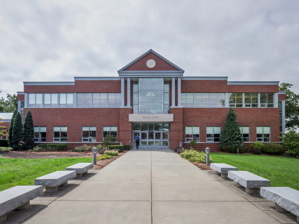 St. John’s High School Lauring Construction