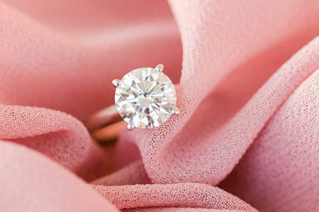 Benefits of Jewelry Insurance Lavalier Jewelry Insurance