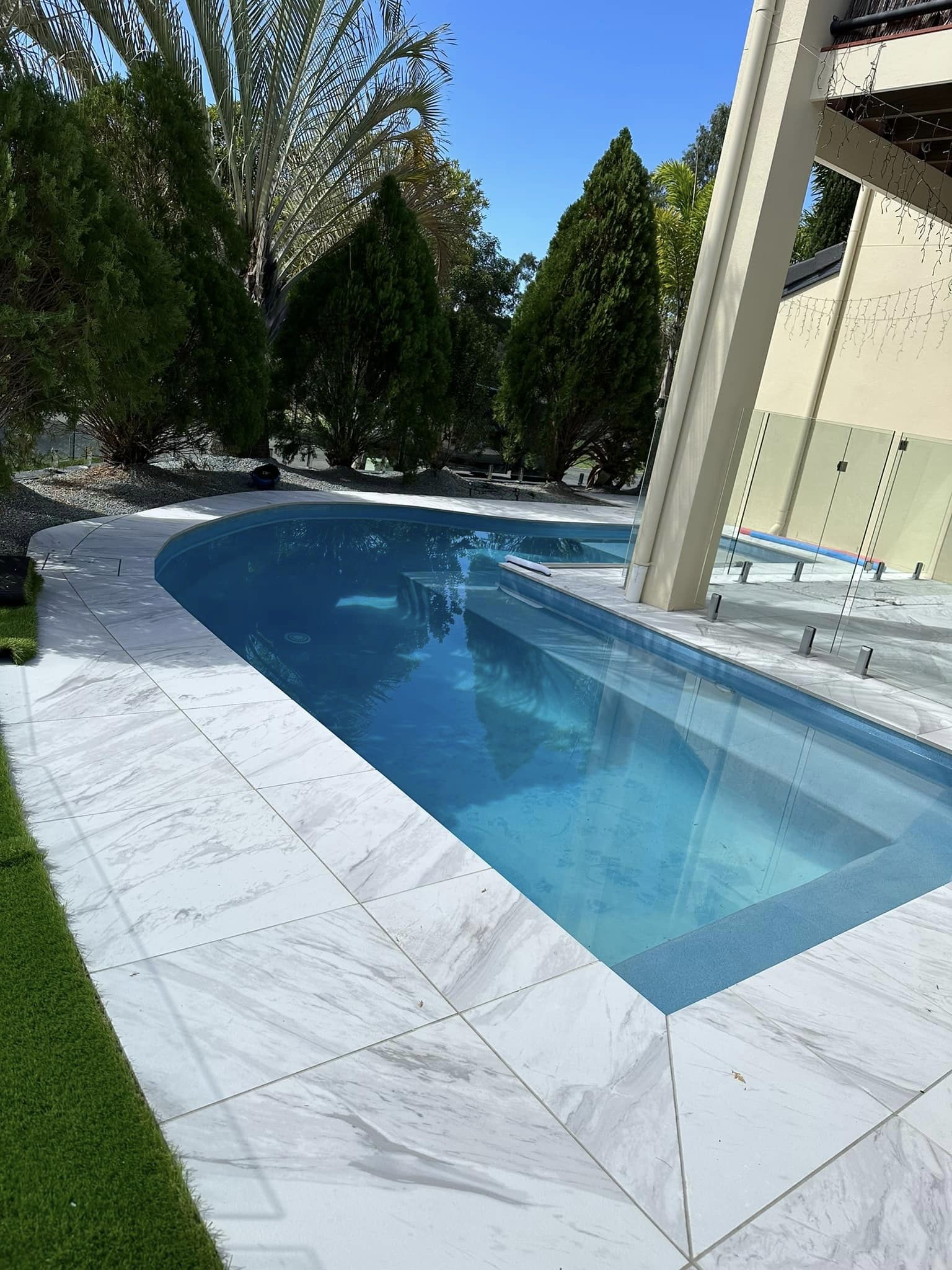 Why Cheap Pool Builders Are Not Always the Best Idea - La Vida Pools