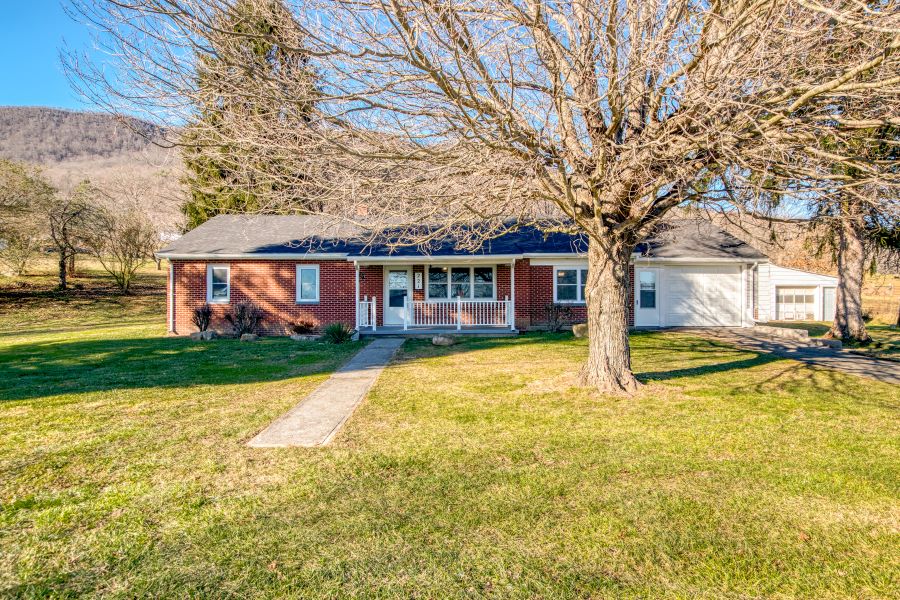 Our listings Lavinder Real Estate