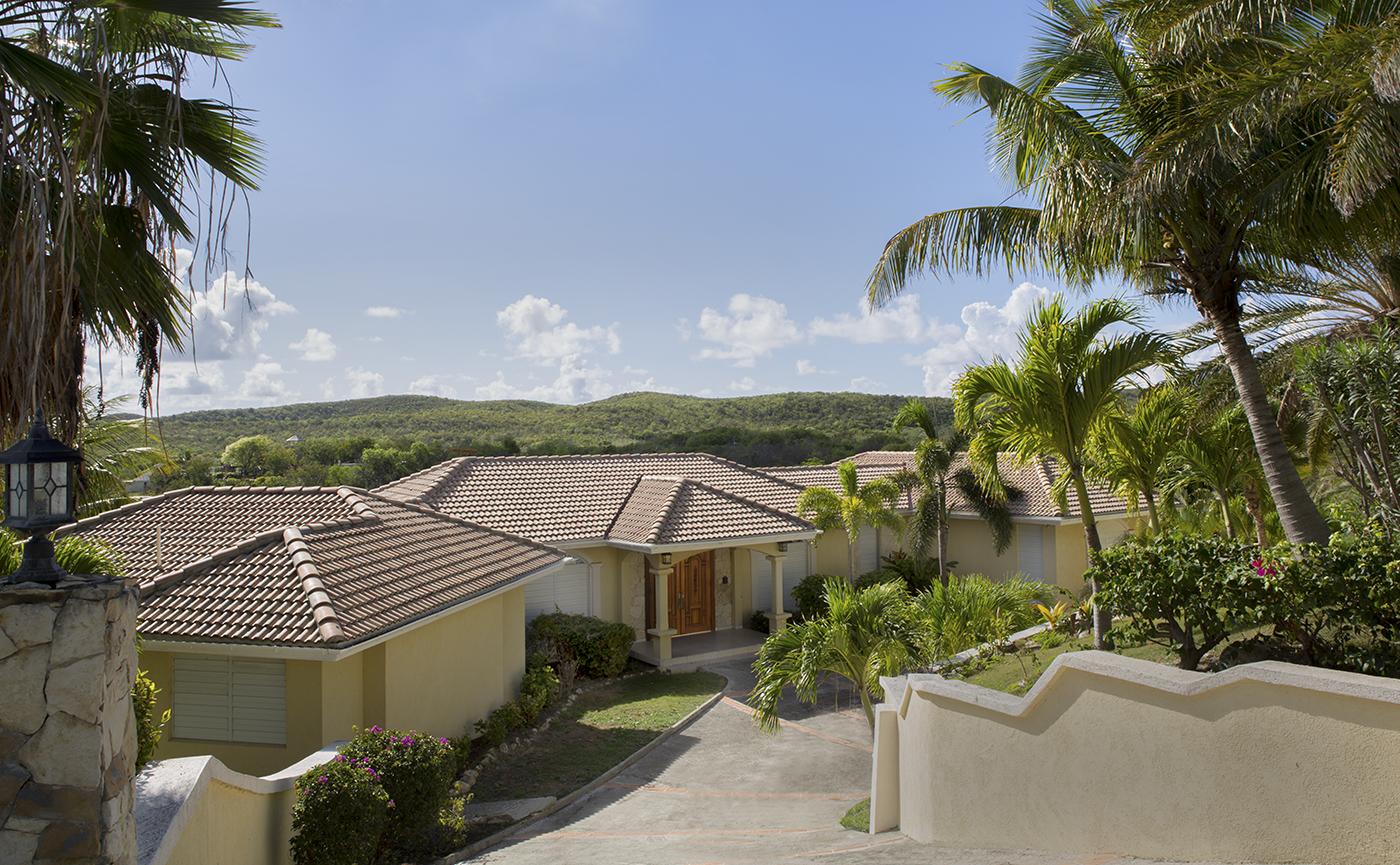 Villa Cashmere Lav Living Luxury Vacation Rentals +1 (786) 3274720