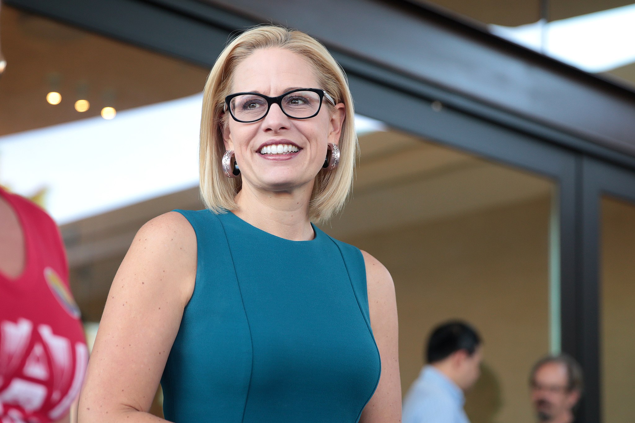 Kyrsten Sinema, Centrist AZ Senator, Leaving Democratic Party La Voce