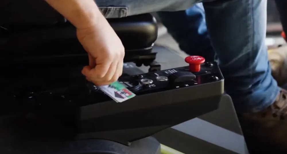 6 Reasons Why Ryobi Lawn Mower Blade Not Spinning LawnAsk