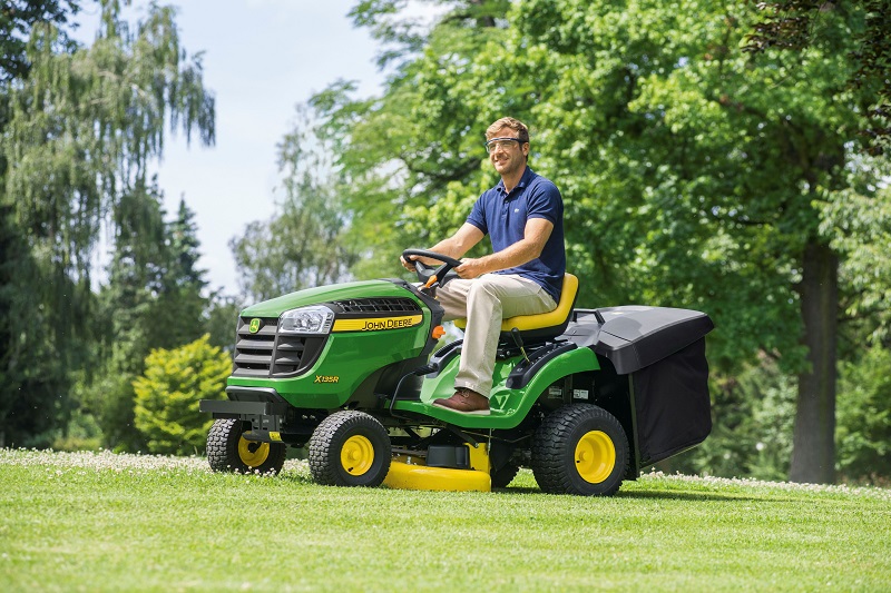 Lawn Mower Lawn Tractor Or Garden Tractor Lawn Tools Guide