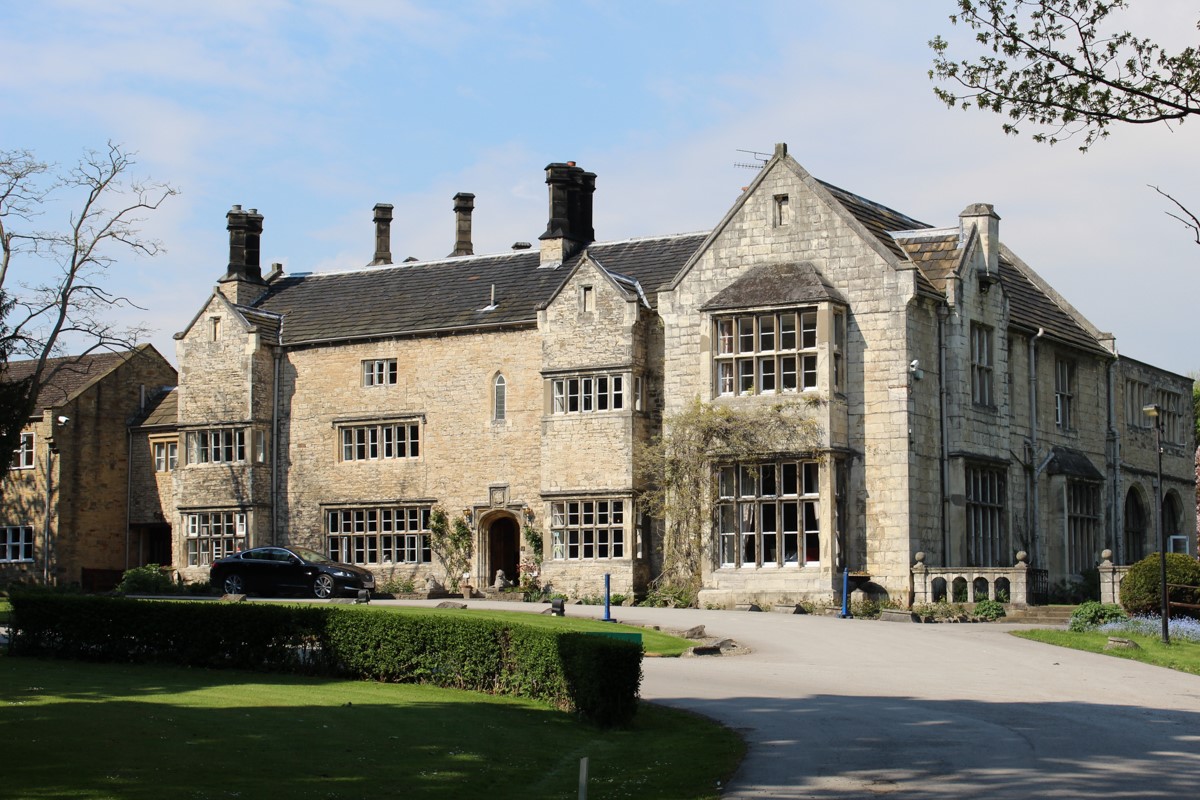 LAKESIDE MANOR COUNTRY HOTEL & SPA, YORKSHIRE Lawrence Copeland