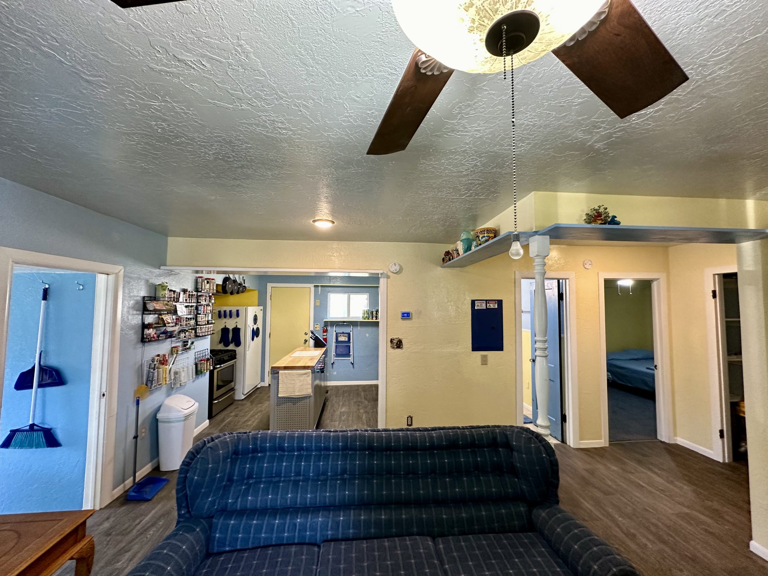 Honey Bee Cottage Vacation Rentals Lawton OK Airbnb VRBO STR Short