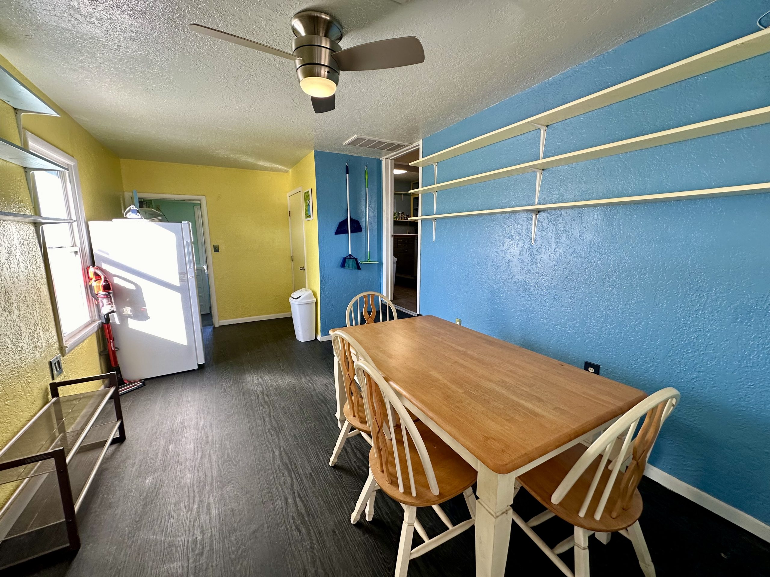 Honey Bee Cottage Vacation Rentals Lawton OK Airbnb VRBO STR Short term Lawton Cottages