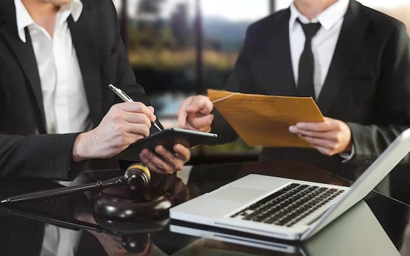 Legal Consultants United Arab Emirates