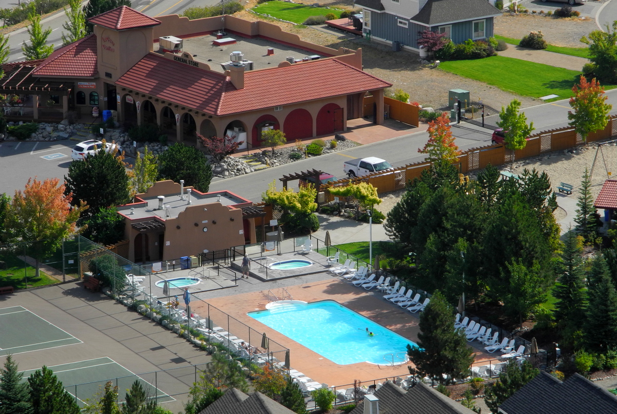 La Casa Kelowna Info Laxando