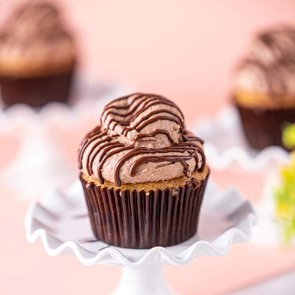 Chocolate Cream Cheese Cupcake Layers