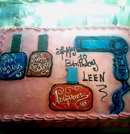 Lazar Bakery Mississauga, Custom cakes