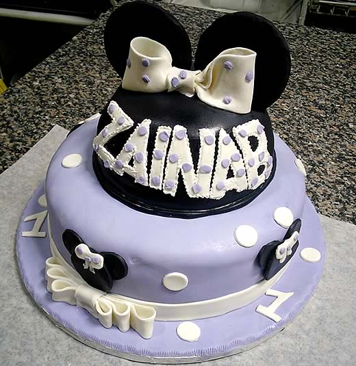 Lazar Bakery Mississauga, Custom cakes