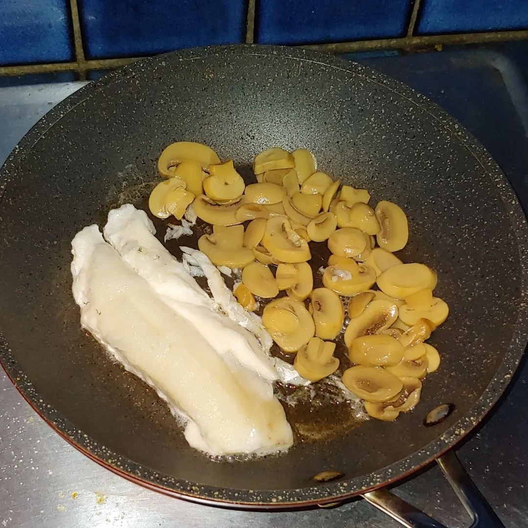 Sautéed Haddock with Pesto, Mushrooms and Beet Risotto Lazy Allergy