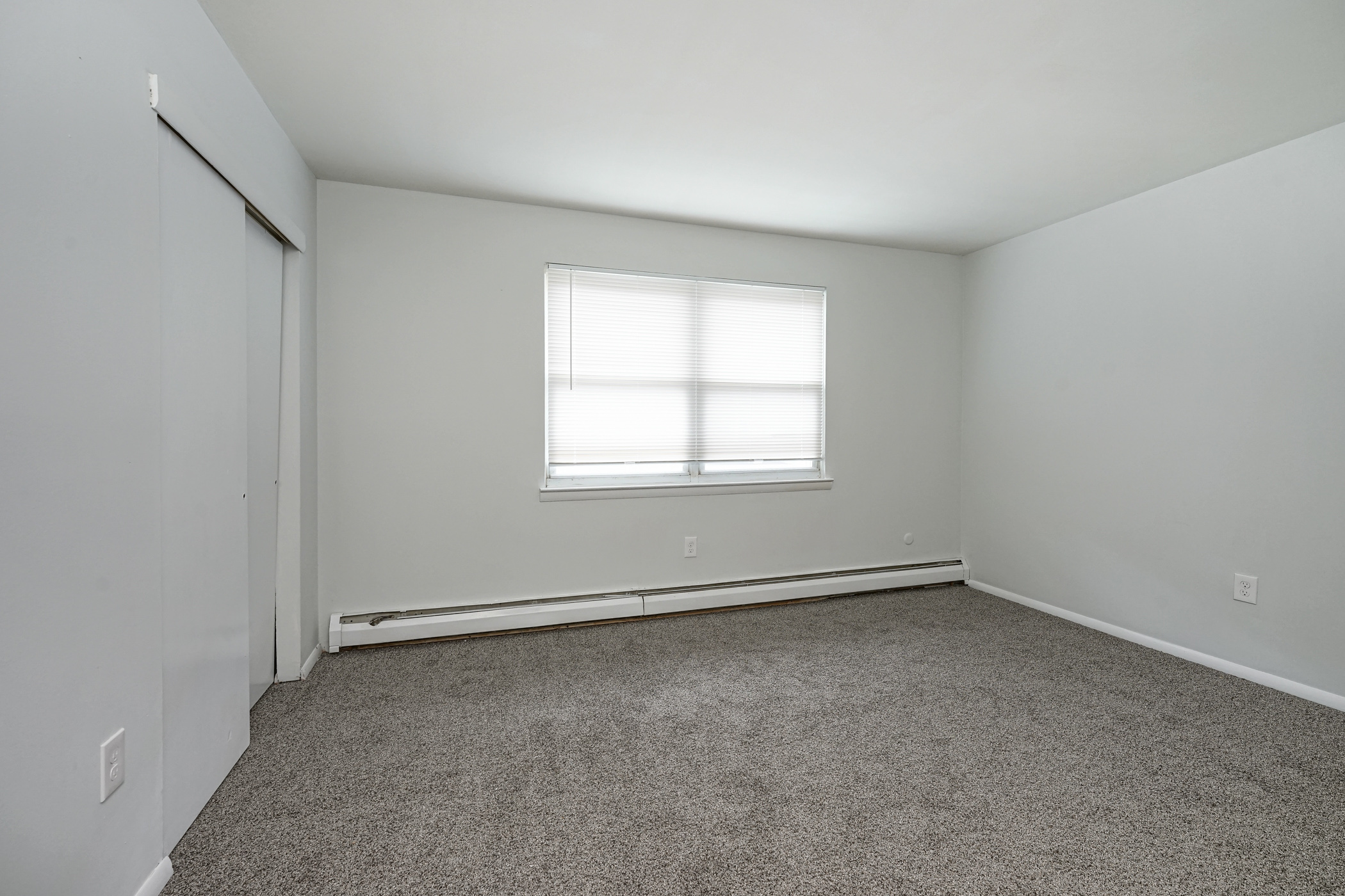 Lafayette Court LBC Apartments