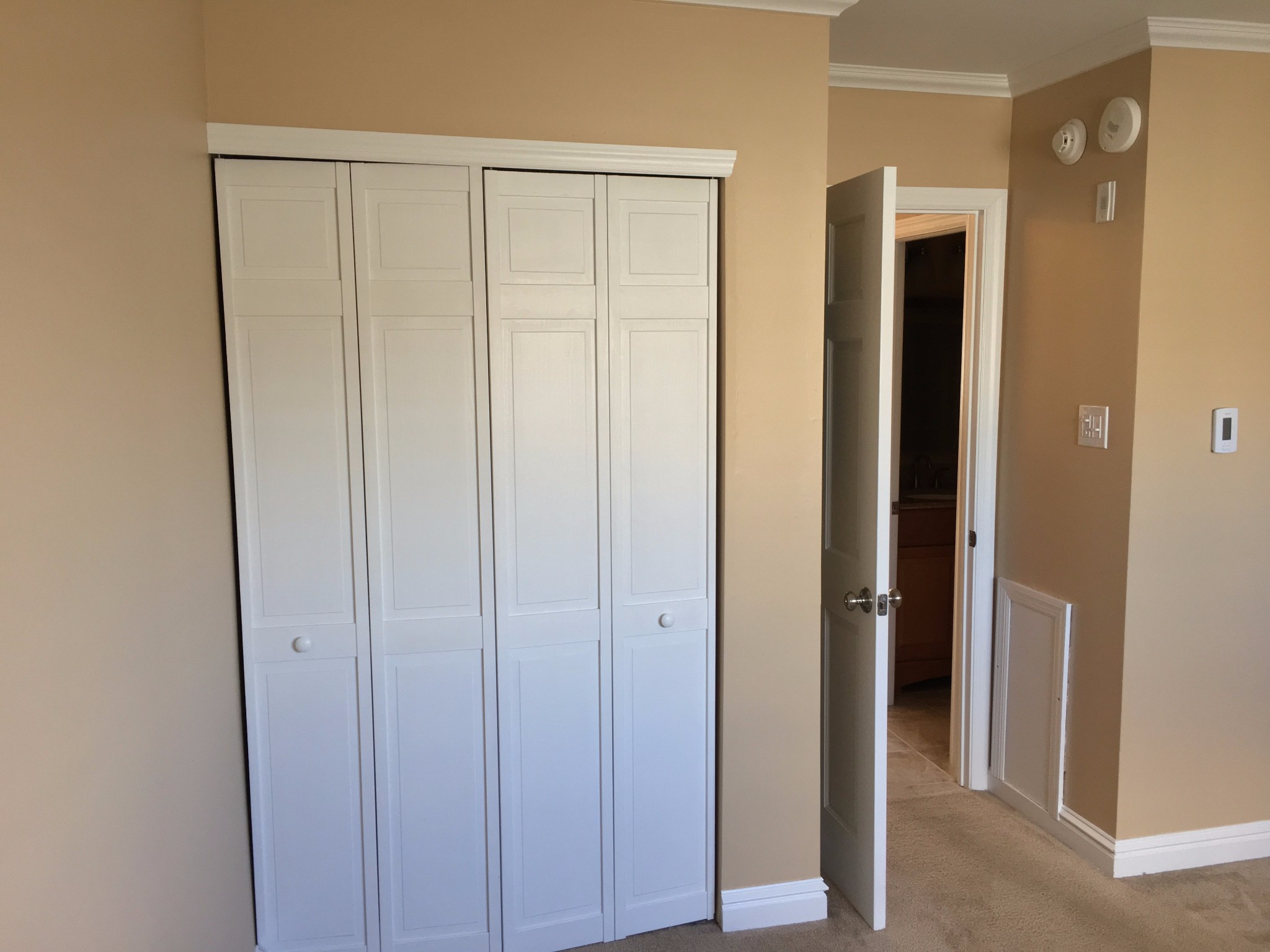 Castle Oaks Apartments LBC Apartments