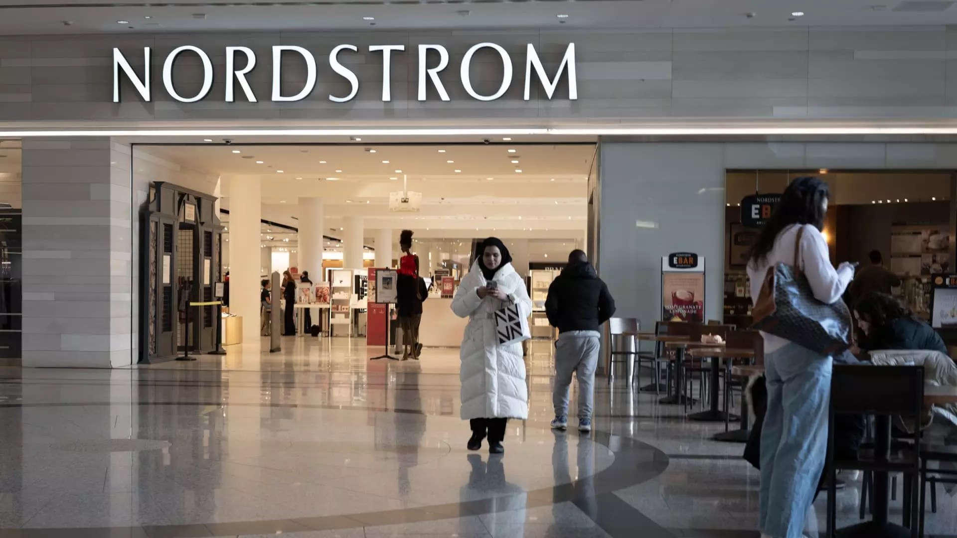 Nordstrom’s Resilient Performance Amid Market Challenges: A Closer Look