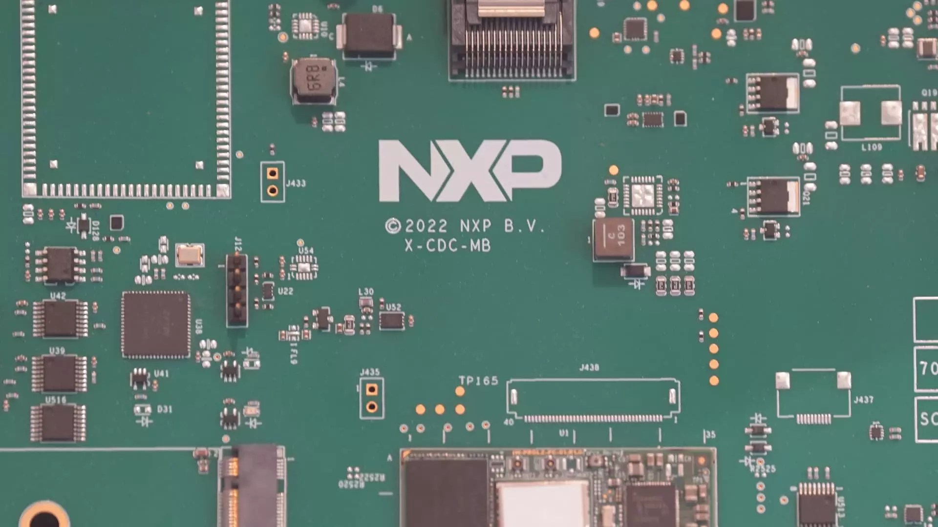 The Recent Interest Rate Cut: Implications for Semiconductor Stocks and Investment Strategies