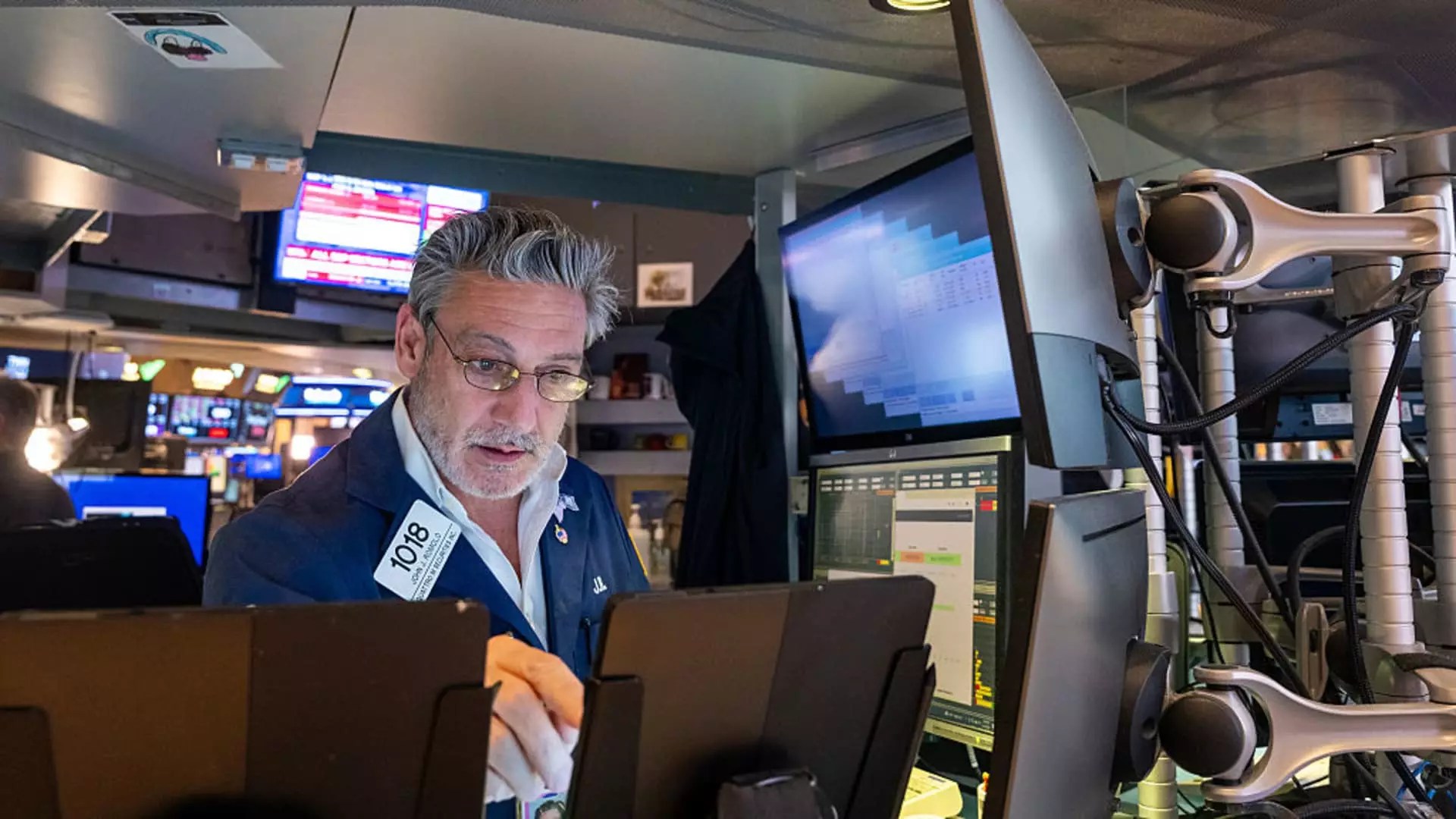 7 Bold Reasons Why Defense Stocks are Thriving Amid Economic Turbulence