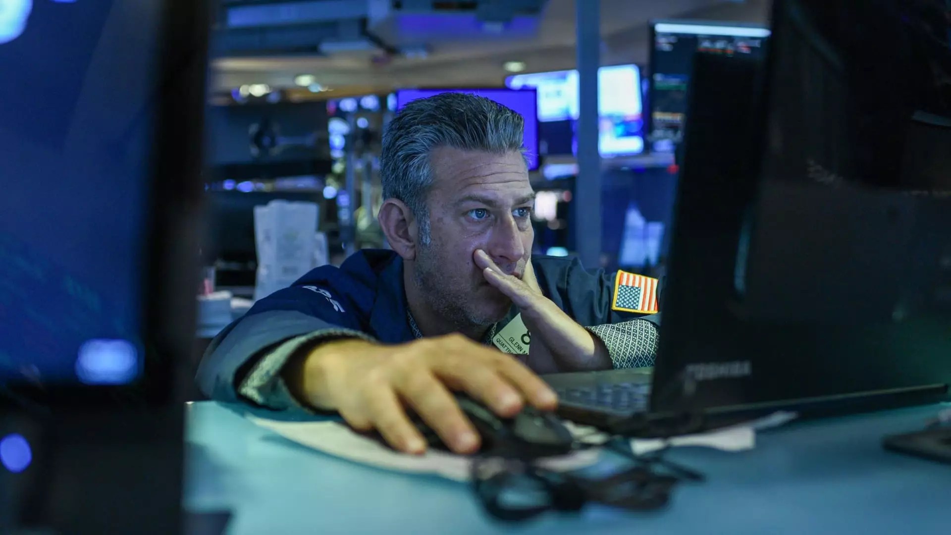 5 Shocking Reasons Why Telecom Stocks Are Defying Market Turmoil