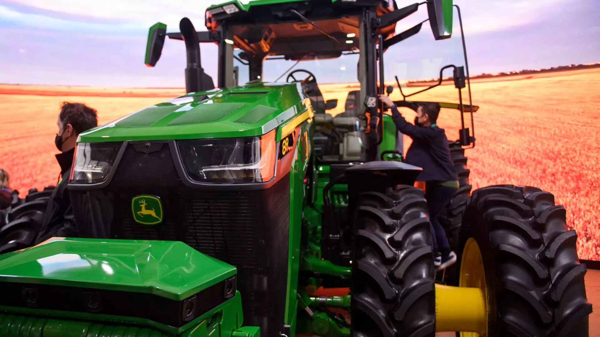 7 Reasons Why Deere & Co. Is Heading for a Price Collapse