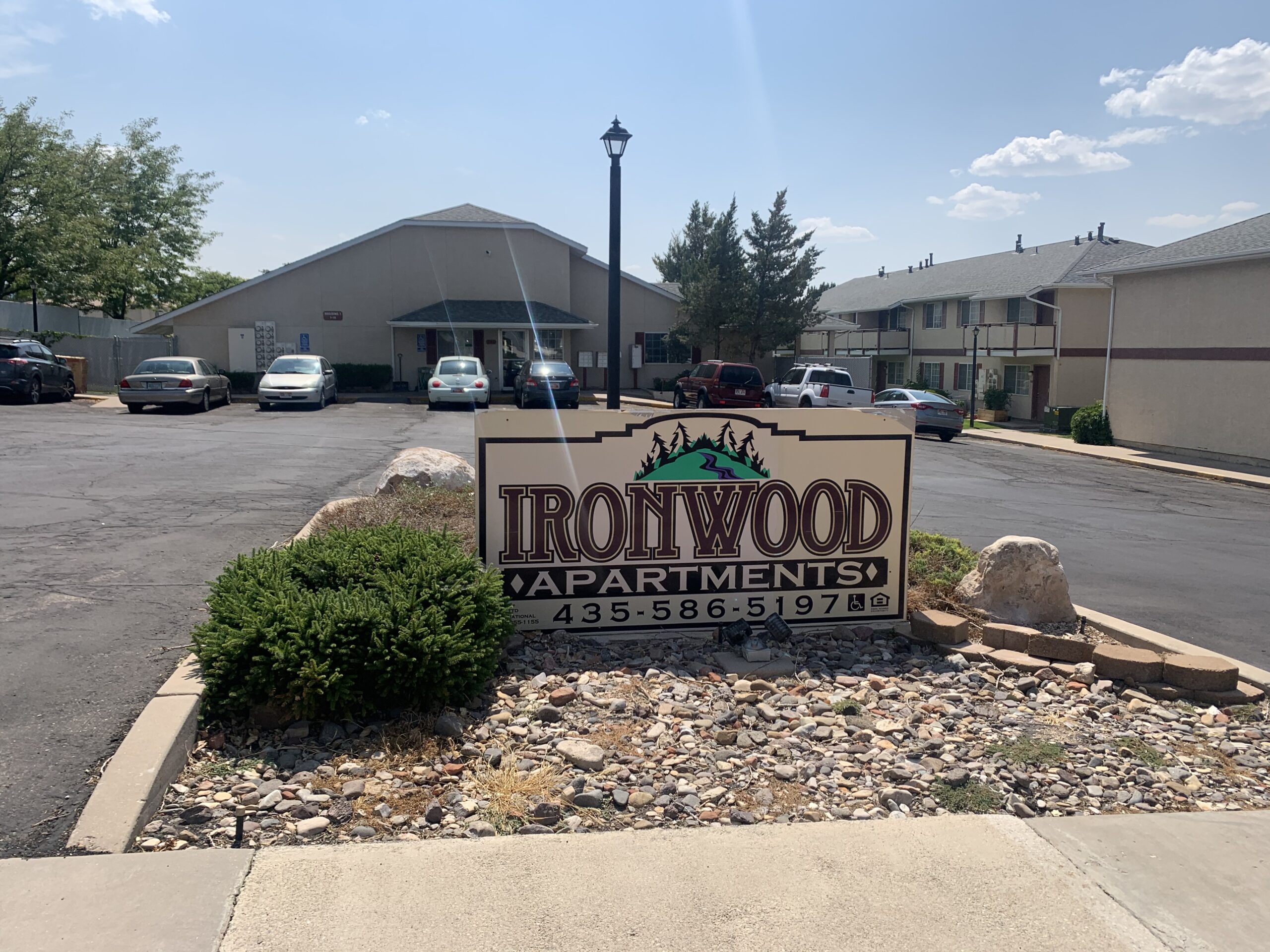 IRONWOOD APARTMENTS LB Hunt Management Group