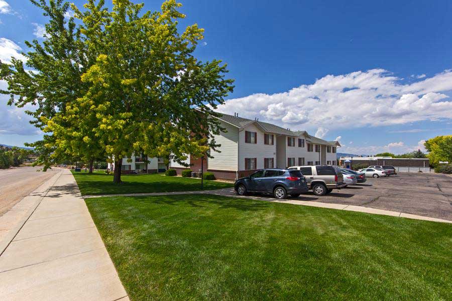 CANYON PARK APARTMENTS LB Hunt Management Group