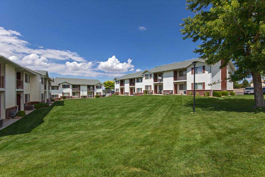 CANYON PARK APARTMENTS LB Hunt Management Group