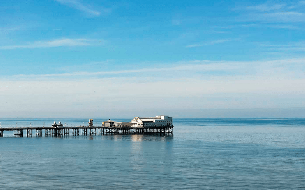 BLACKPOOL SEA FRONT HOTEL FOR SALE L&B Real Estate