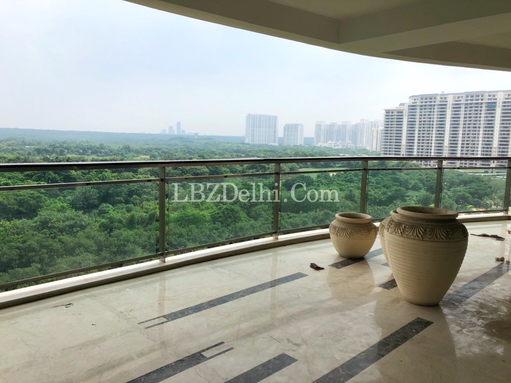 4 BHK Super Luxury Apartment for Rent in The Magnolias, DLF Phase5